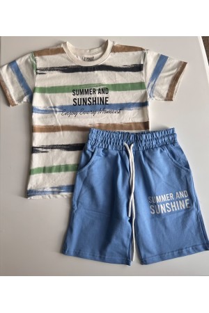 Çizgili şortlu takım 